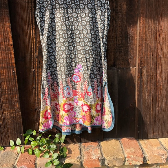 18 Fire. Sleeveless Tunic. Small. - Picture 6 of 9